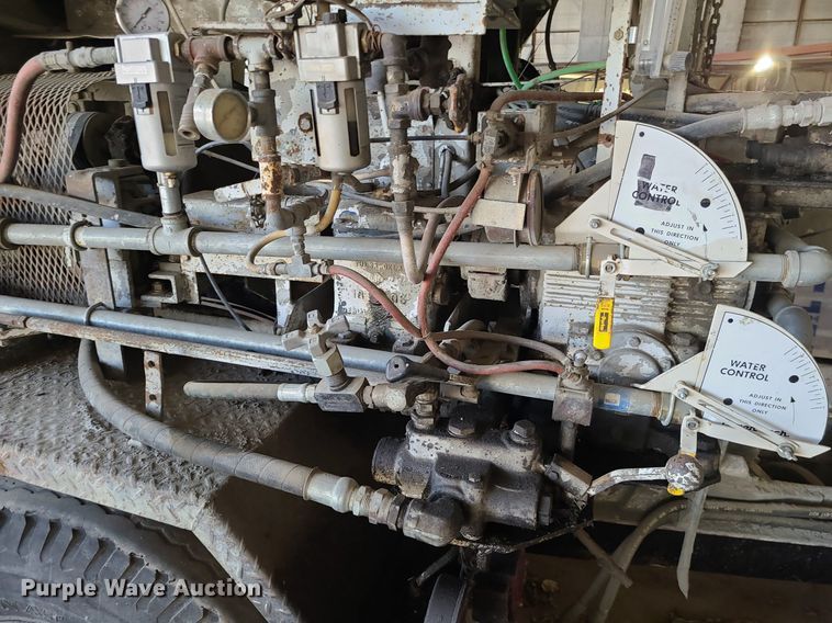 image for item LH9823 1981 Daffin volumetric mixer