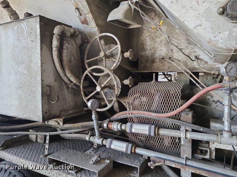 image for item LH9823 1981 Daffin volumetric mixer