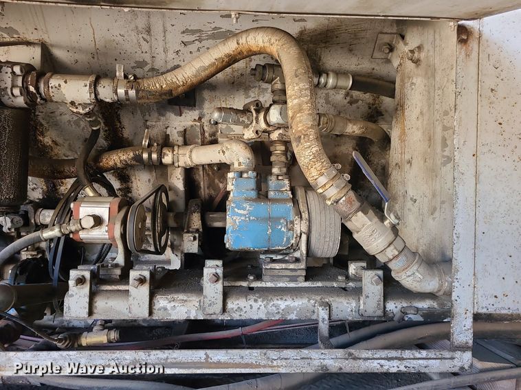 image for item LH9823 1981 Daffin volumetric mixer