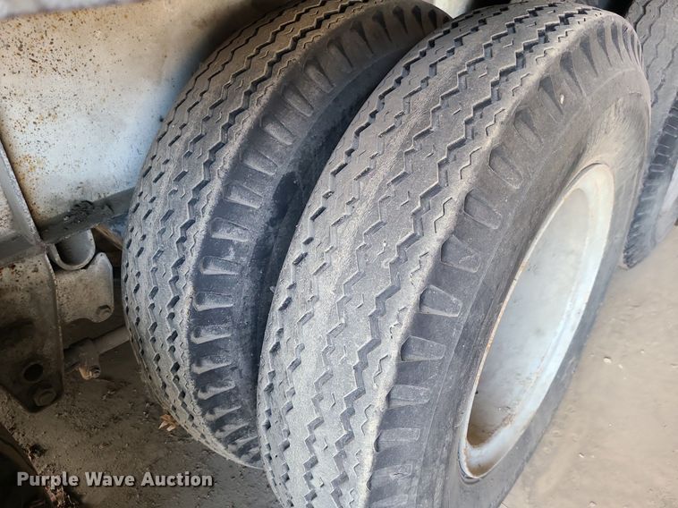 image for item LH9823 1981 Daffin volumetric mixer