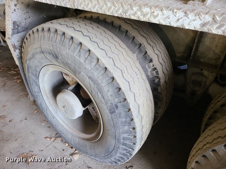 image for item LH9823 1981 Daffin volumetric mixer