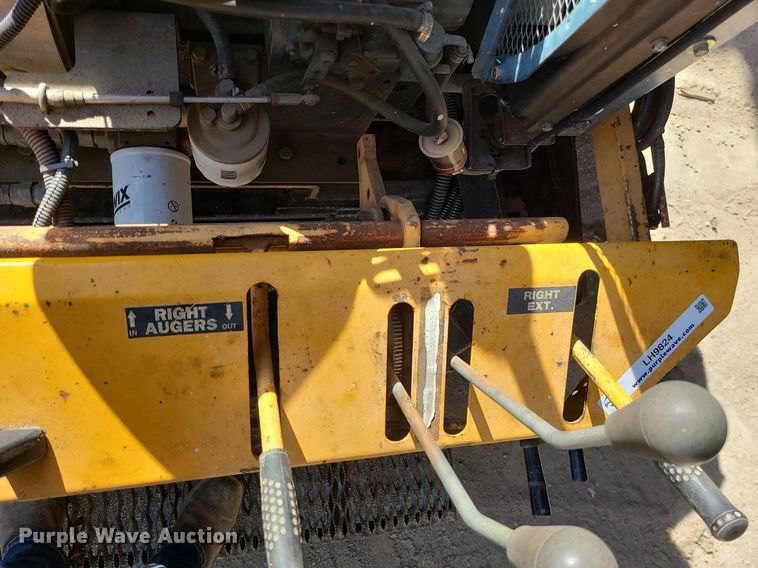 image for item LH9824 Mauldin 550E  paver