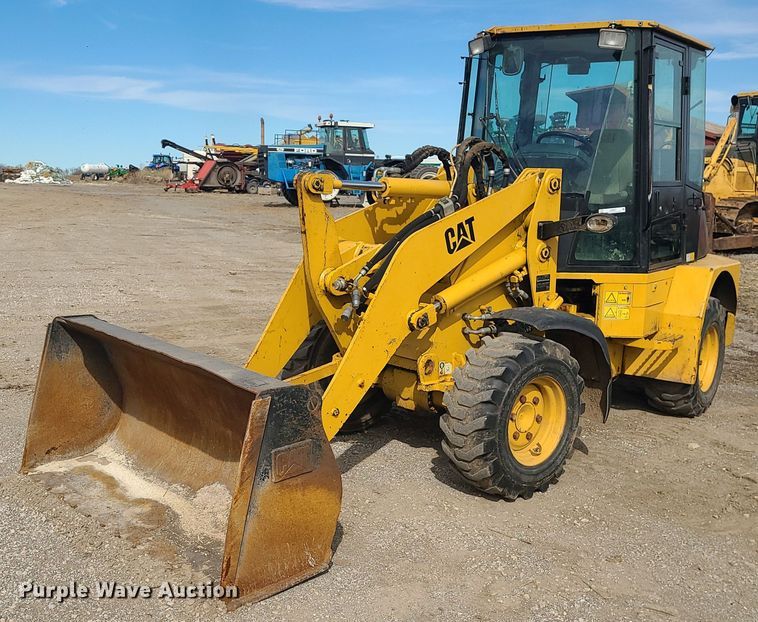image for item LH9827 2006 Caterpillar 904B  wheel loader