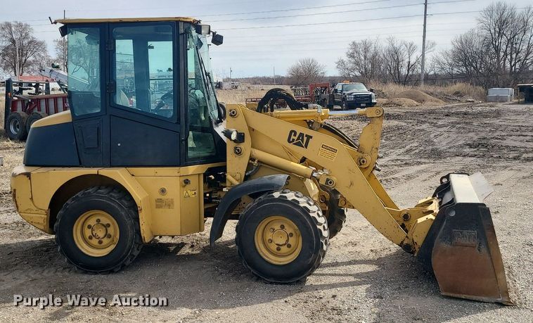 image for item LH9827 2006 Caterpillar 904B  wheel loader