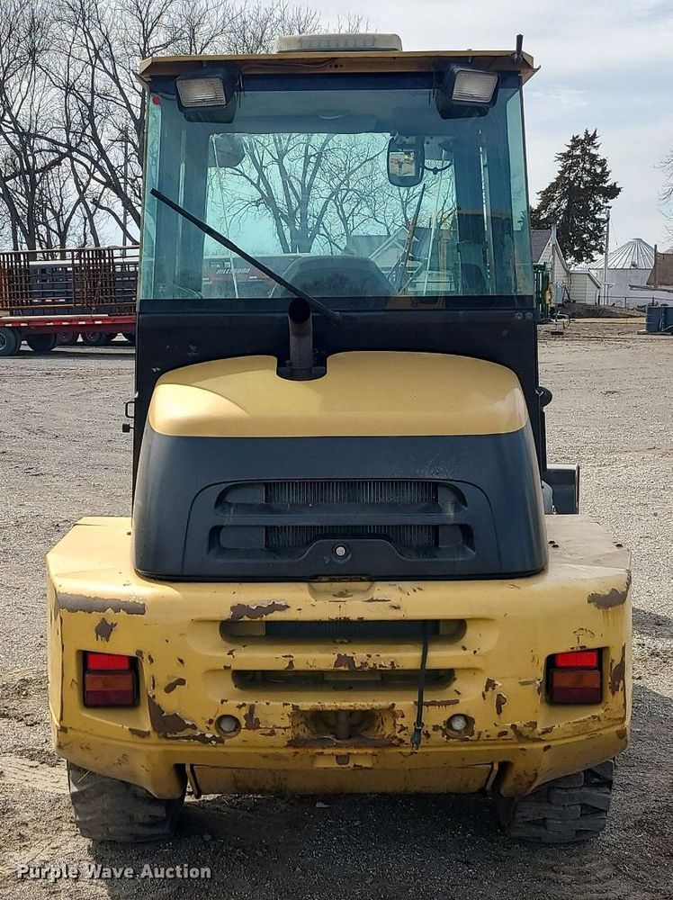 image for item LH9827 2006 Caterpillar 904B  wheel loader