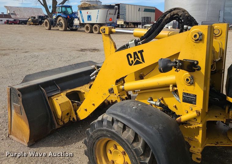 image for item LH9827 2006 Caterpillar 904B  wheel loader