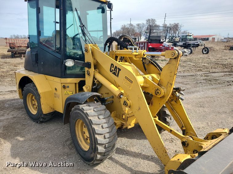 image for item LH9827 2006 Caterpillar 904B  wheel loader