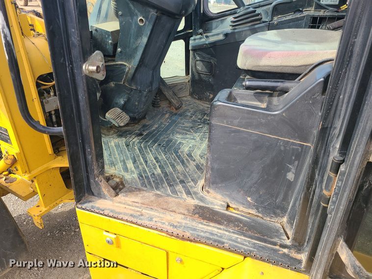 image for item LH9827 2006 Caterpillar 904B  wheel loader