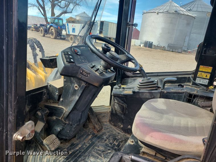 image for item LH9827 2006 Caterpillar 904B  wheel loader