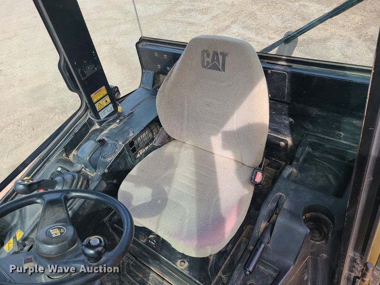 image for item LH9827 2006 Caterpillar 904B  wheel loader