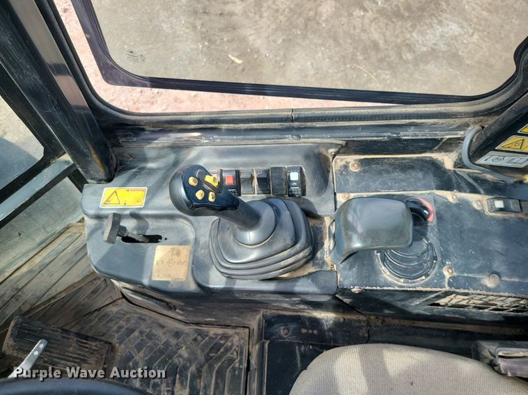 image for item LH9827 2006 Caterpillar 904B  wheel loader