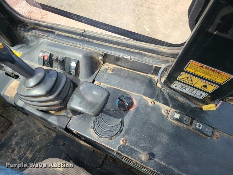 image for item LH9827 2006 Caterpillar 904B  wheel loader