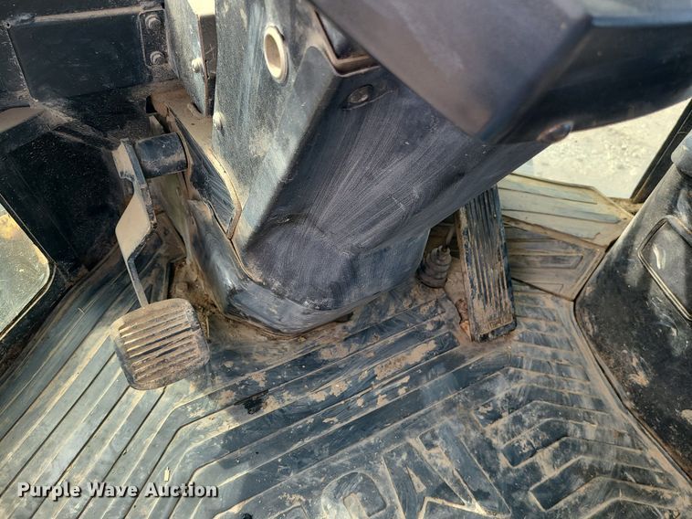 image for item LH9827 2006 Caterpillar 904B  wheel loader