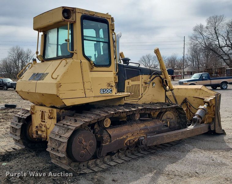 image for item LH9829 John Deere 850C  dozer