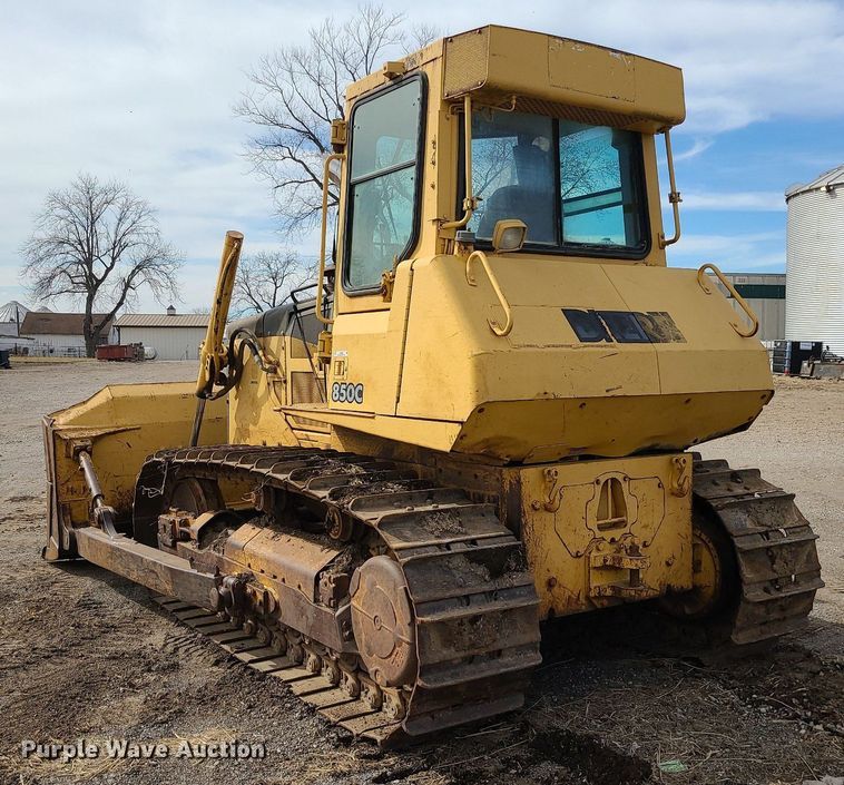 image for item LH9829 John Deere 850C  dozer
