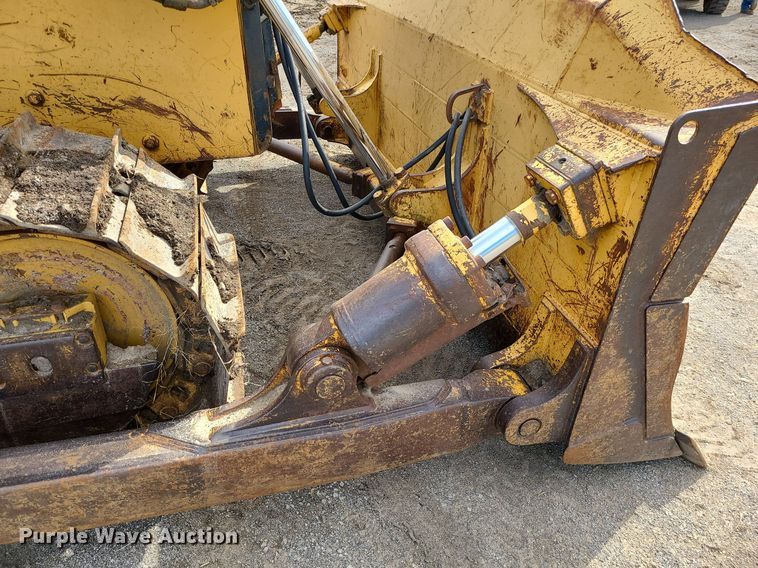 image for item LH9829 John Deere 850C  dozer