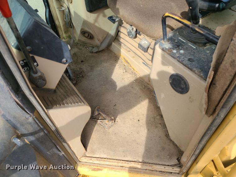 image for item LH9829 John Deere 850C  dozer