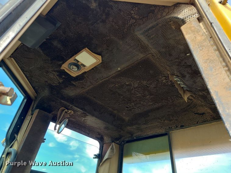 image for item LH9829 John Deere 850C  dozer