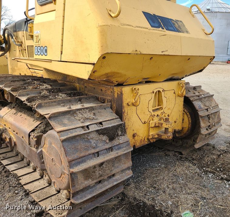 image for item LH9829 John Deere 850C  dozer