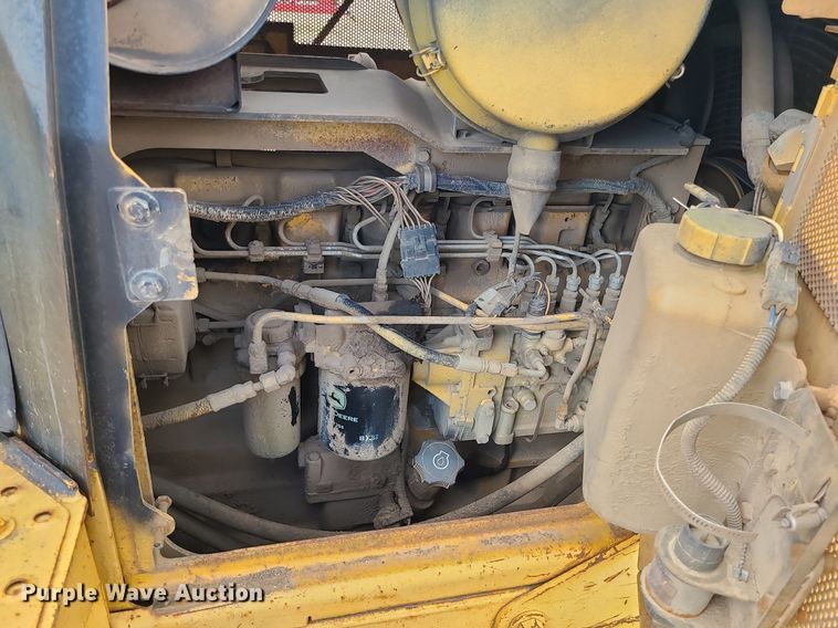 image for item LH9829 John Deere 850C  dozer