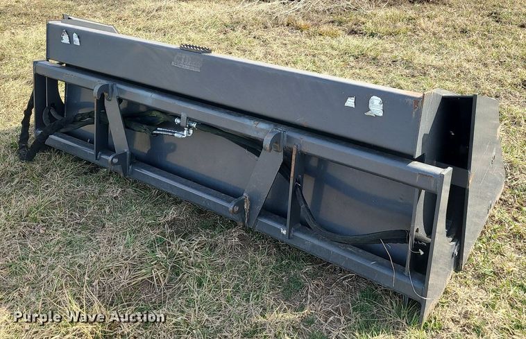 image for item LH9842 8' W bucket