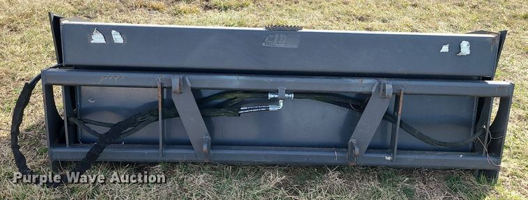 image for item LH9842 8' W bucket