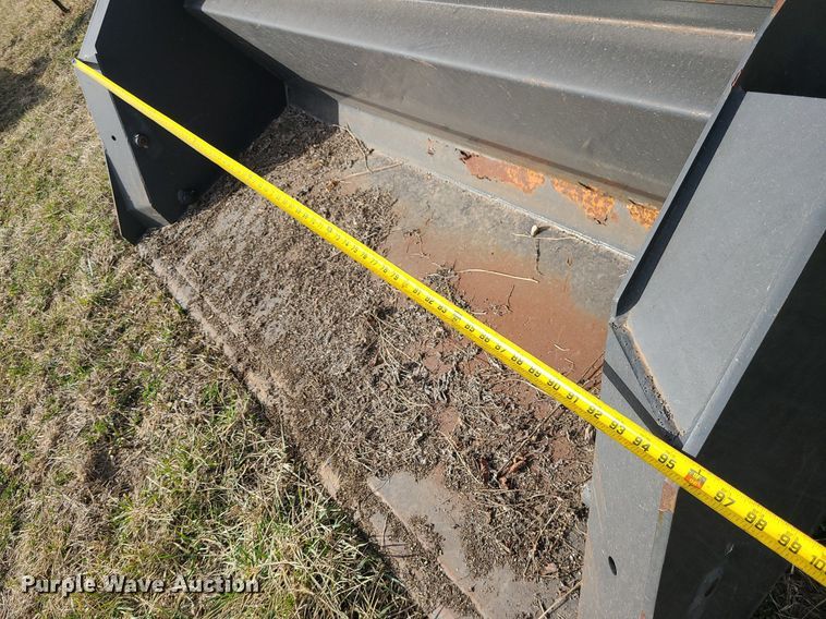 image for item LH9842 8' W bucket