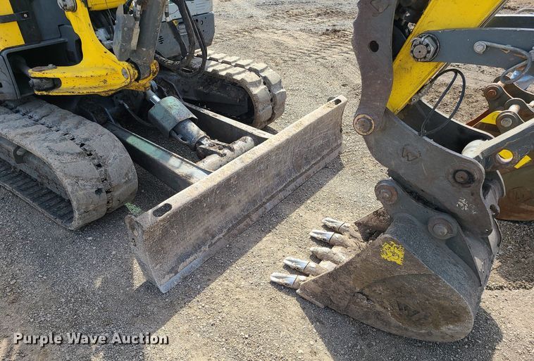image for item LH9854 Wacker Neuson ET65  mini excavator