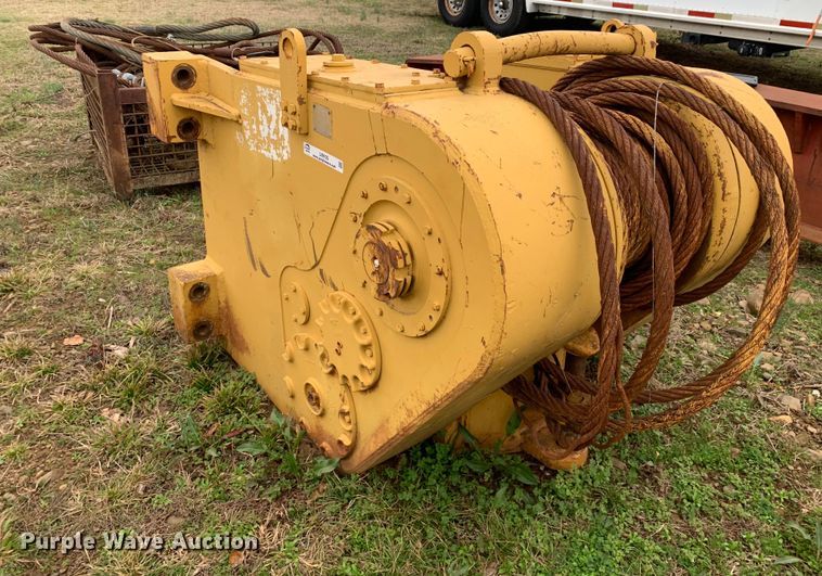 image for item LI9103 Caterpillar 57-PS  dozer winch