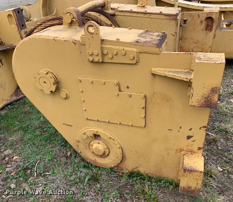 image for item LI9103 Caterpillar 57-PS  dozer winch
