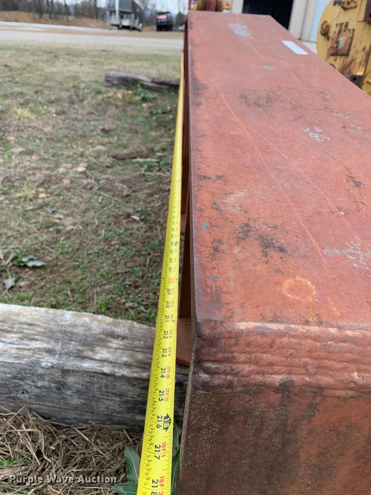 image for item LI9104 Double M  spreader bar