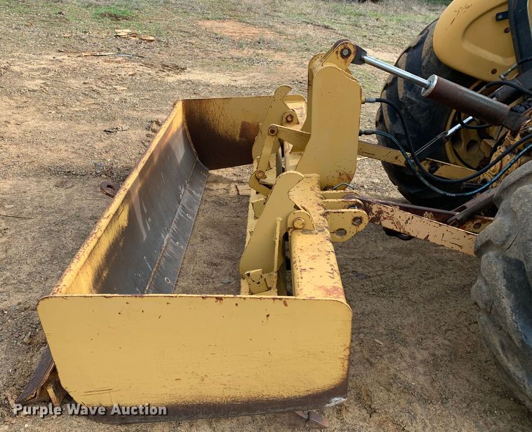 image for item LI9107 New Holland 445D  landscape tractor