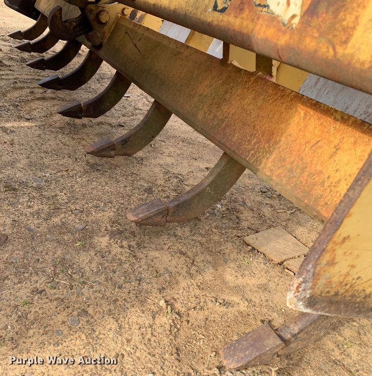 image for item LI9107 New Holland 445D  landscape tractor