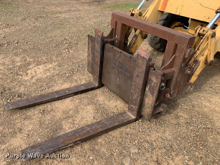 image for item LI9107 New Holland 445D  landscape tractor