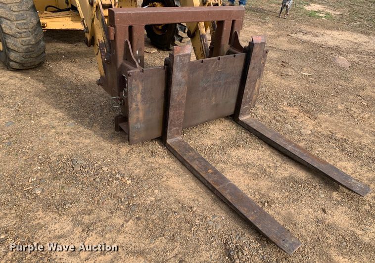 image for item LI9107 New Holland 445D  landscape tractor