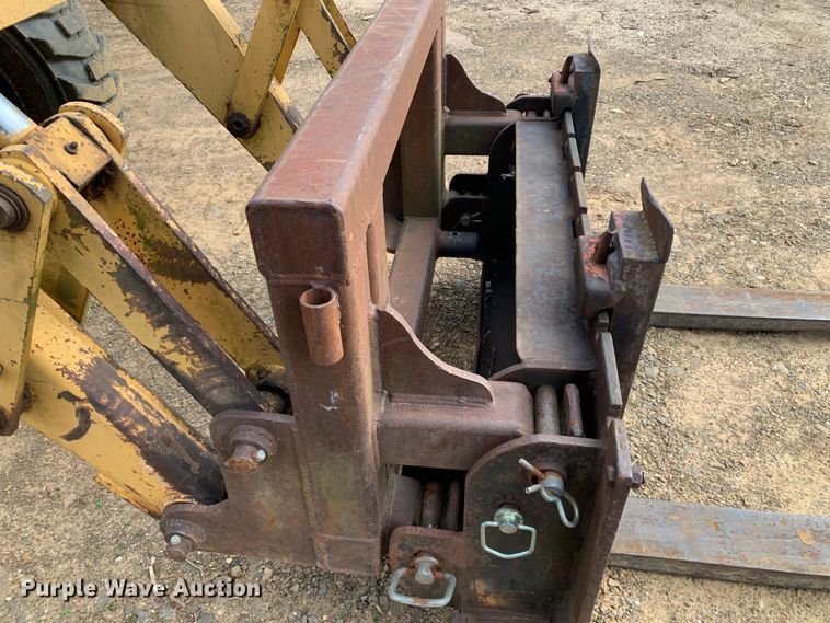 image for item LI9107 New Holland 445D  landscape tractor