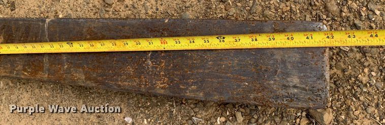 image for item LI9107 New Holland 445D  landscape tractor