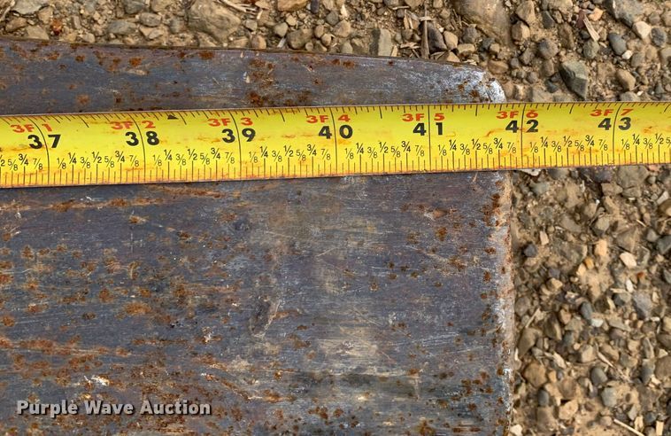 image for item LI9107 New Holland 445D  landscape tractor