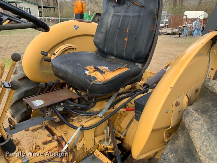 image for item LI9107 New Holland 445D  landscape tractor