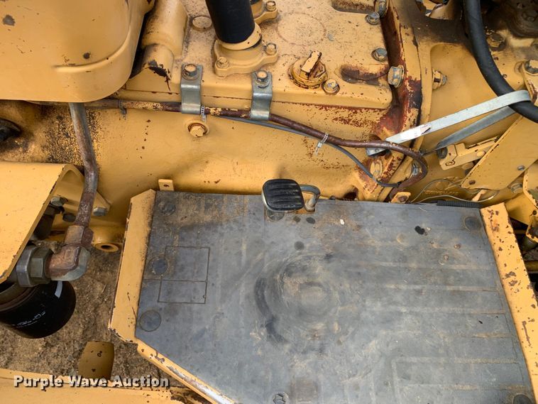 image for item LI9107 New Holland 445D  landscape tractor