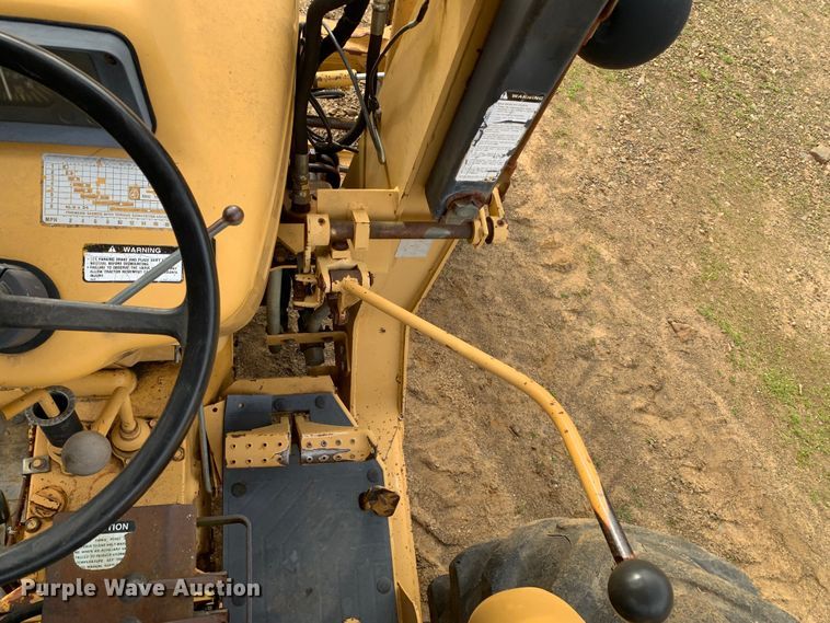 image for item LI9107 New Holland 445D  landscape tractor