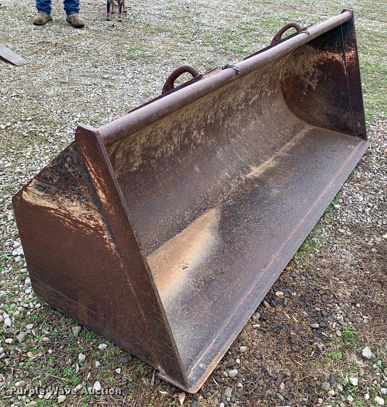 image for item LI9107 New Holland 445D  landscape tractor