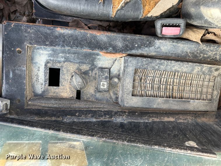 image for item LN9070 2006 Caterpillar 236B  skid steer loader