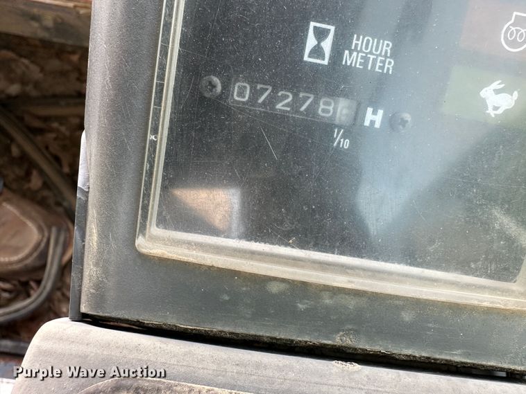 image for item LN9071 2010 Takeuchi TL250  tracked skid steer loader