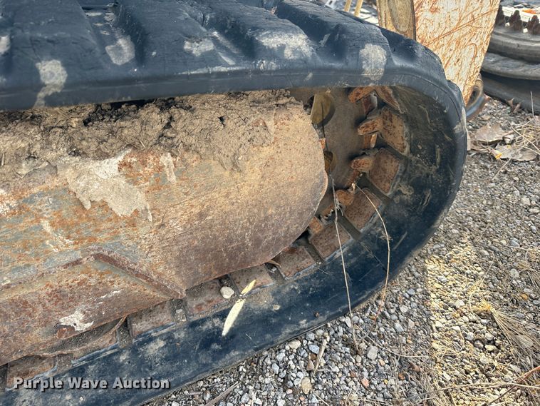 image for item LN9071 2010 Takeuchi TL250  tracked skid steer loader