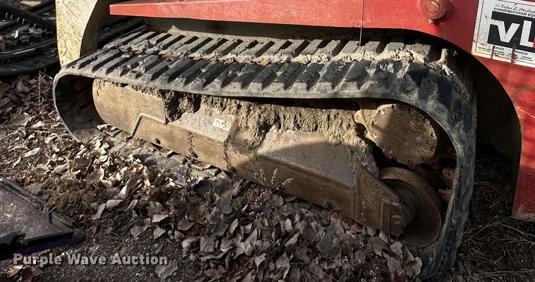 image for item LN9071 2010 Takeuchi TL250  tracked skid steer loader