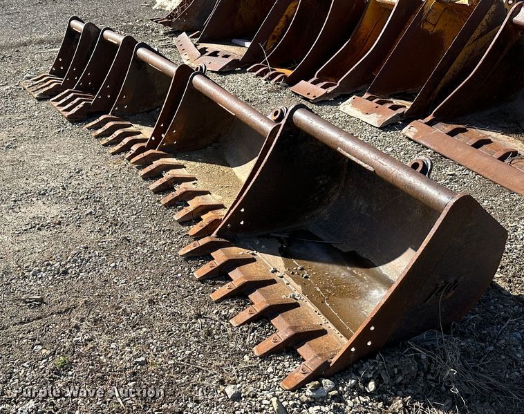 image for item LN9074 (5) excavator Buckets