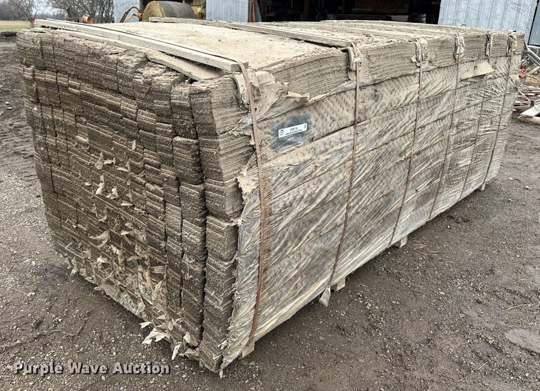 image for item LN9110 Approximately 1,400 concrete fiber expansion boards