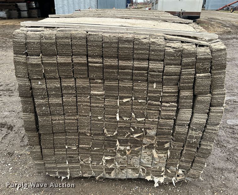 image for item LN9110 Approximately 1,400 concrete fiber expansion boards