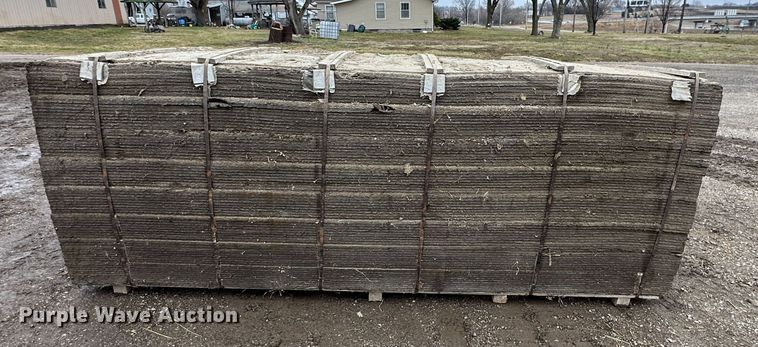 image for item LN9110 Approximately 1,400 concrete fiber expansion boards